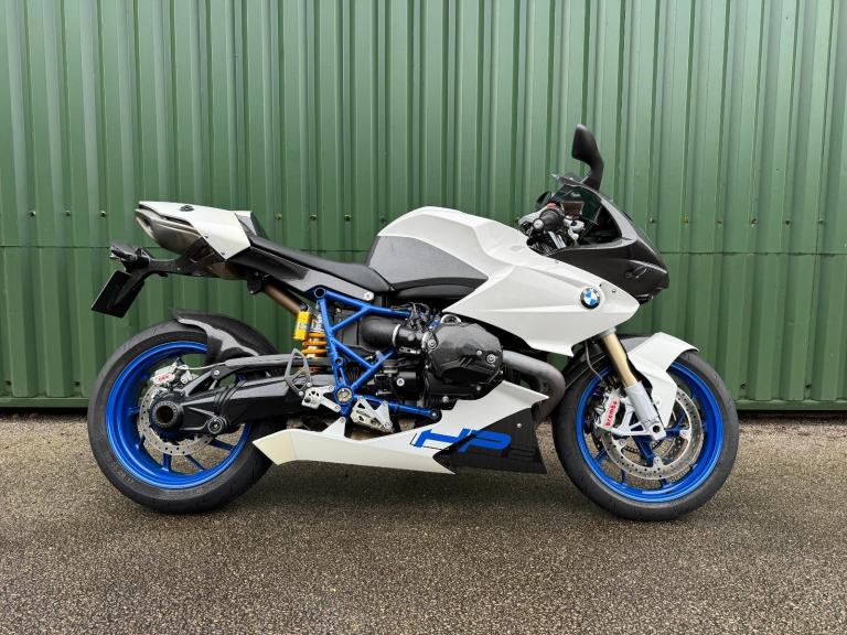 BMW HP2 Sport 2009 only 8000 Total BMW History Exceptional Two Owner Example 