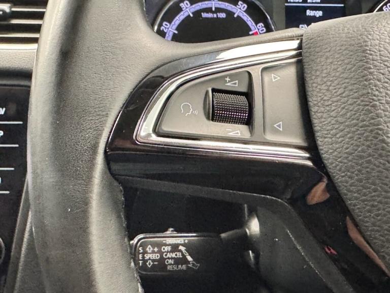 2019 Skoda Octavia 1.5 TSI GPF ACT SE TECHNOLOGY FIVE DOOR 150 BHP + PARKING SENSORS + APPLE P Ha...