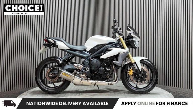 Triumph Street Triple 2013 ONLY 19K, QUICKSHIFTER, ARROW PIPE, NEW MOT