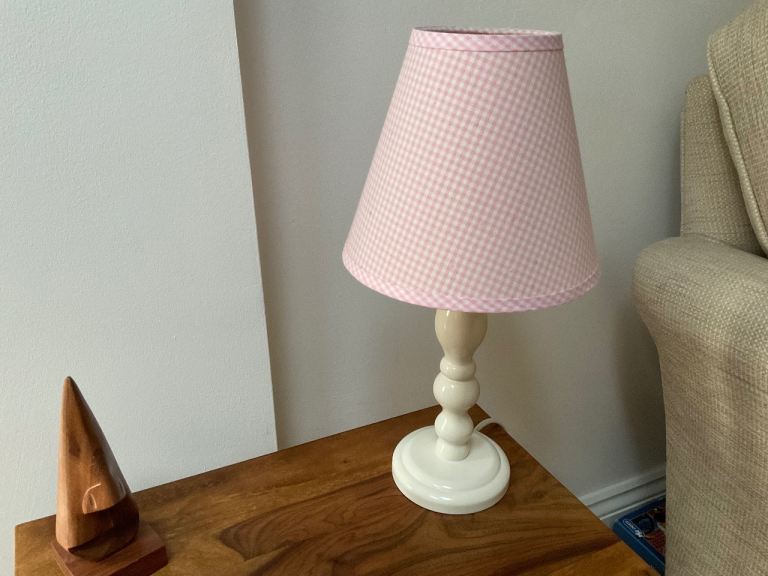 Small table lamp for children’s bedroom