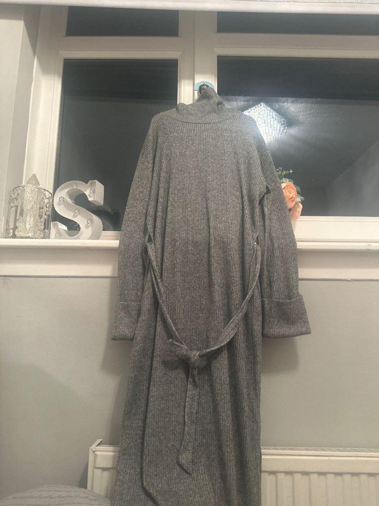 image for Grey dress 