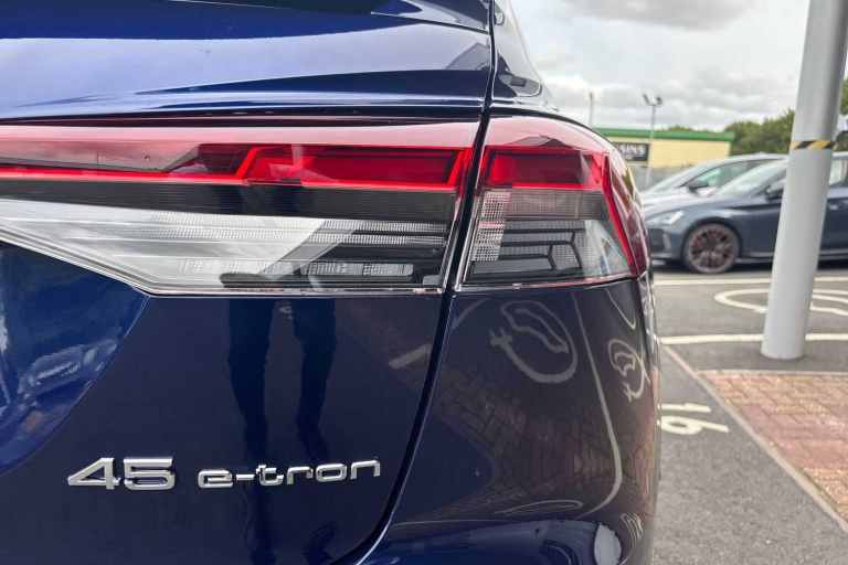 2025 Audi Q4 e-tron 210kW 45 82kWh S Line 5dr Auto [Leather] SUV Electric Automatic