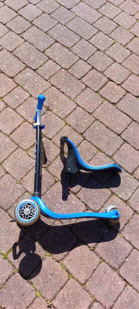 Kids Globber Scooter and seat