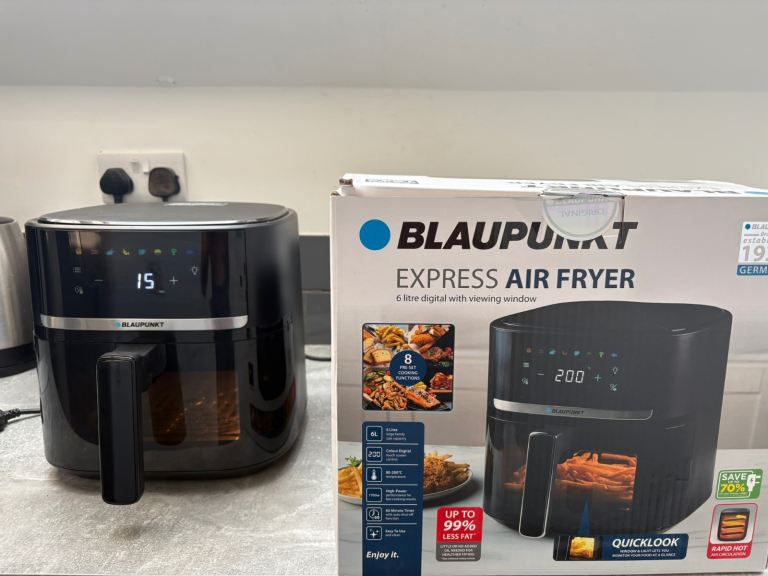 Air Fryer for sale (used for 6months only)