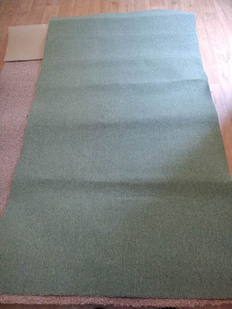 GREEN CORD MIX OFFCUT CARPET. ONLY £7