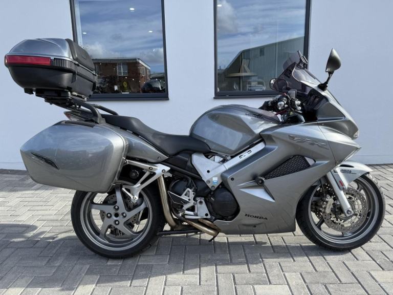 HONDA VFR800F 20008