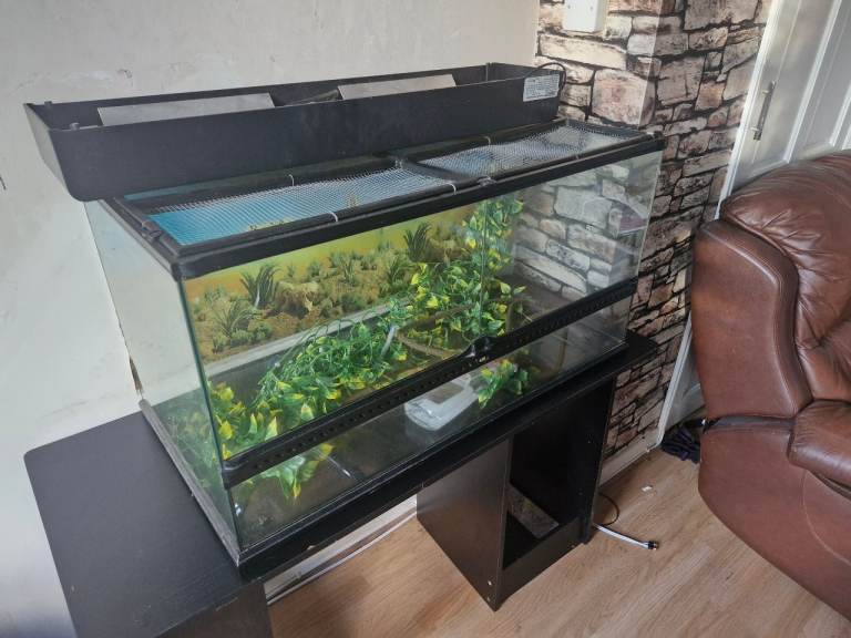 Exo Terra Pro Terrarium/Vivarium - 90 x 45 x 45cm