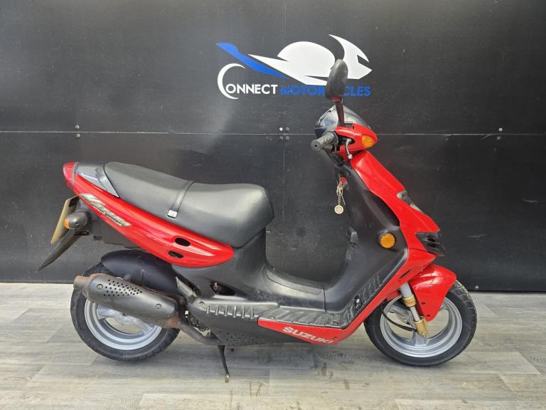 Suzuki AY 50 KATANA LOW MILEAGE RUNNING PROJECT SCOOTER 1 OWNER HPI CLEAR