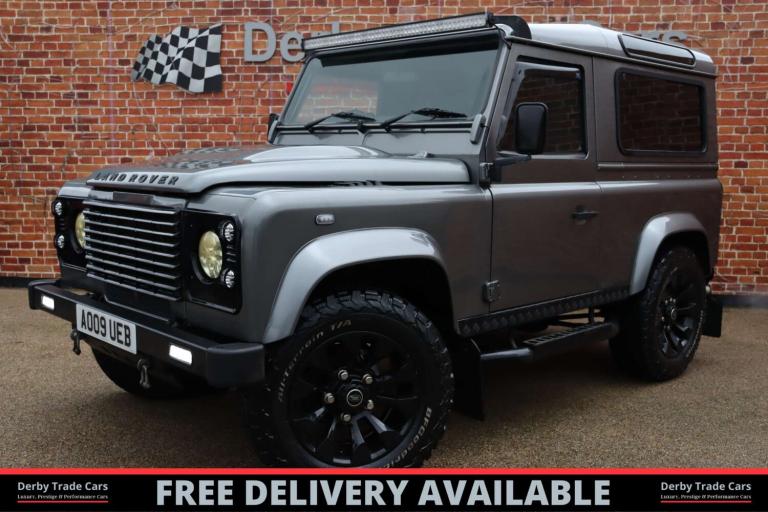 2009 Land Rover Defender 2.4 TDCi County Station Wagon 3dr Diesel Manual 4WD SWB Euro 4 (122 bhp)...