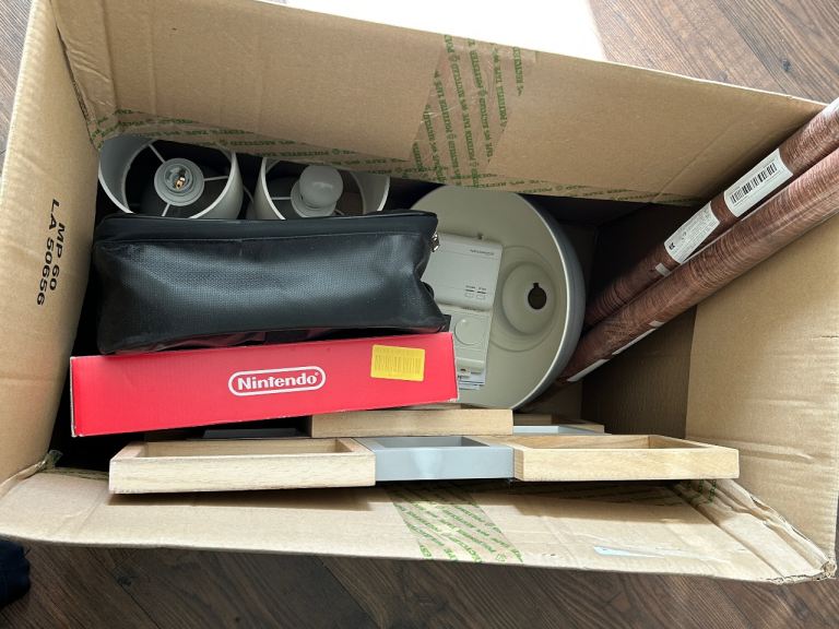 FREE CARBOOT LOT