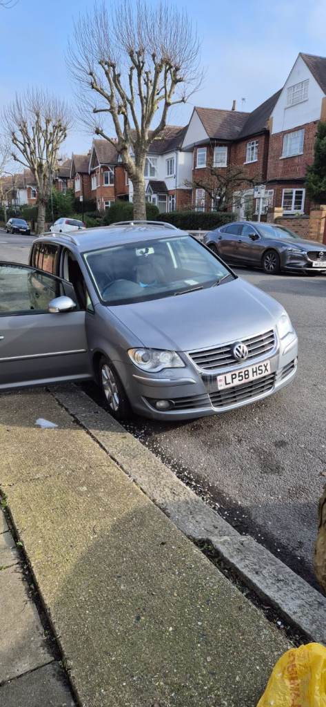 Volkswagen Touran | 2009 1.4 Petrol | 7 seater