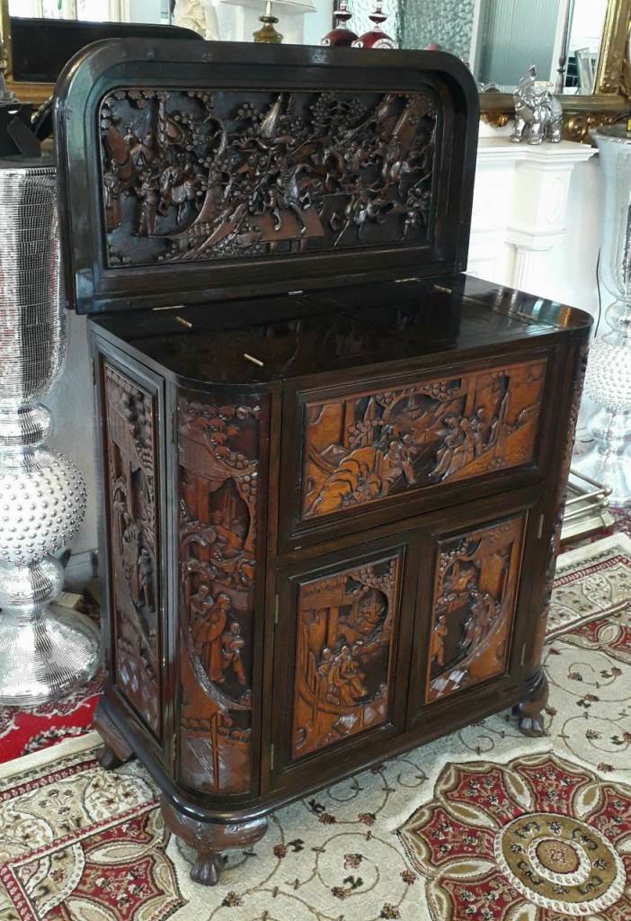 Chinese Bar Cabinet 