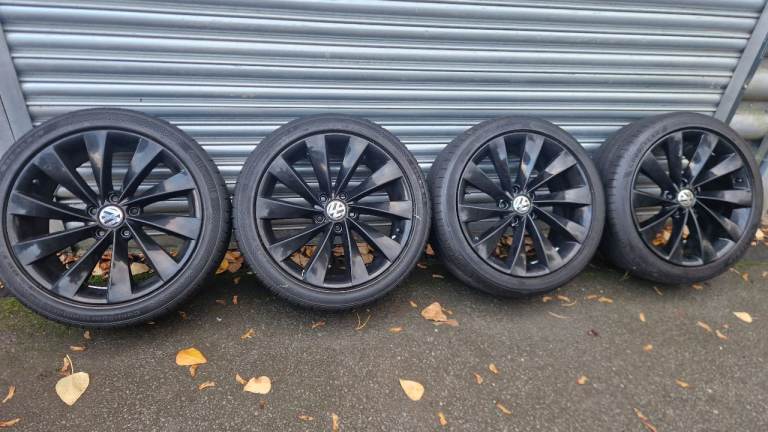 Genuine 18" Vw Passat Scirocco Golf Interlago Turbine 5x112 Alloy Wheels 3C8 601 025 D