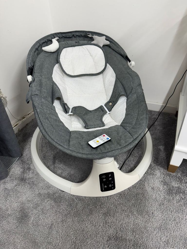 Baby Electric Bouncer/Rocker with Remote - Grey, Excellent Condition