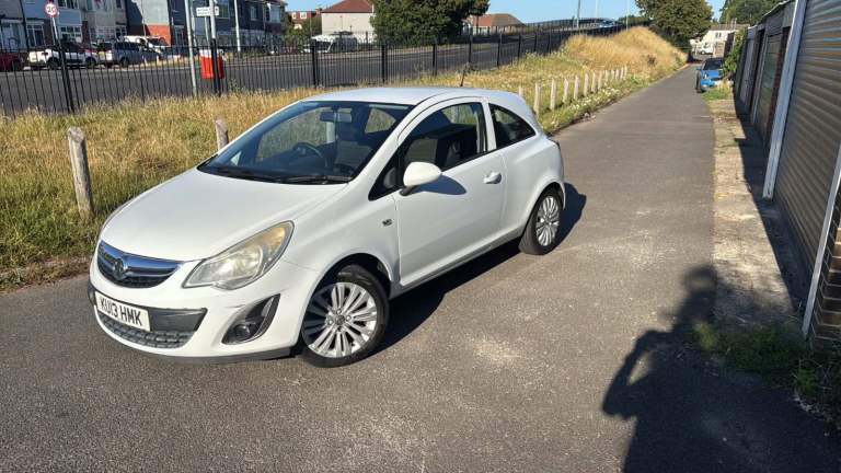 VAUXHALL CORSA DESIGN 1.2 PETROL A/C PORTSMOUTH 