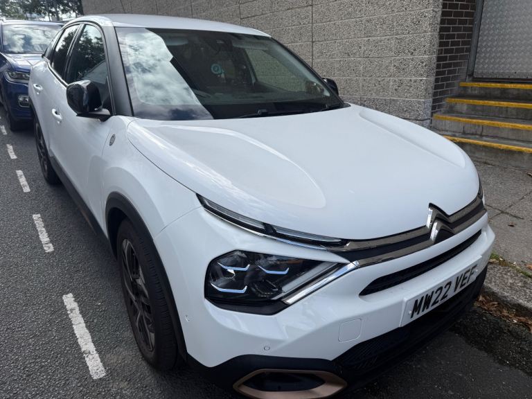 Citroen, C4, Hatchback, 2022, Manual, 1199 (cc), 5 doors