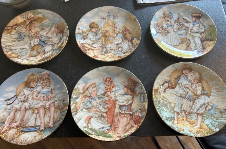 6 Royal Worcester seaside memories collectors plates 