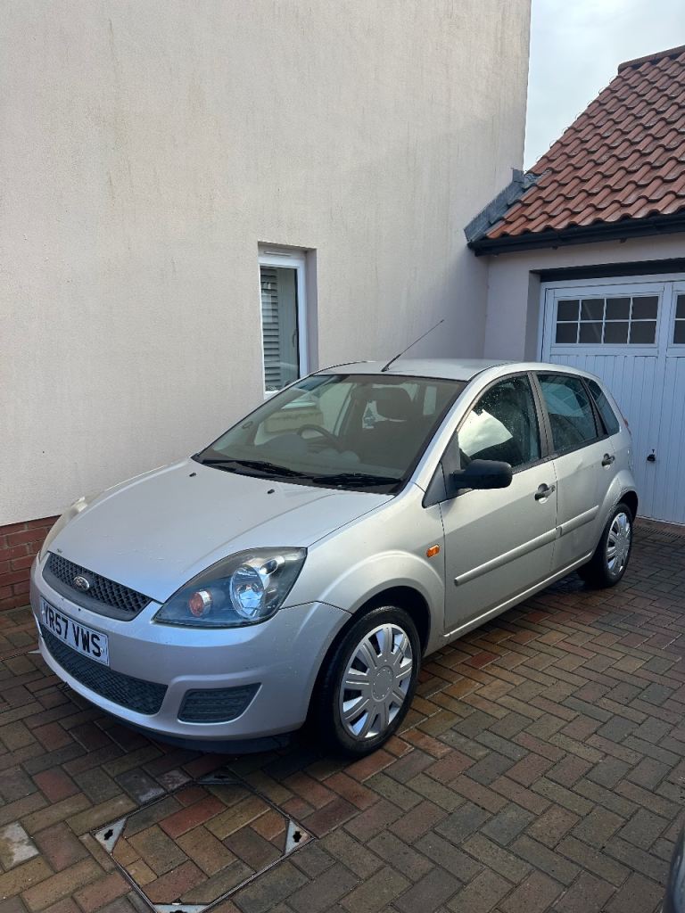Ford, FIESTA, Hatchback, 2007, Manual, 1242 (cc), 5 doors