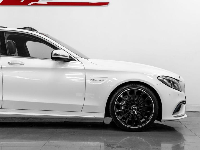2015 Mercedes-Benz C Class 4.0 C63 V8 BiTurbo AMG (Premium) SpdS MCT Euro 6 (s/s) 4dr SALOON Petr...