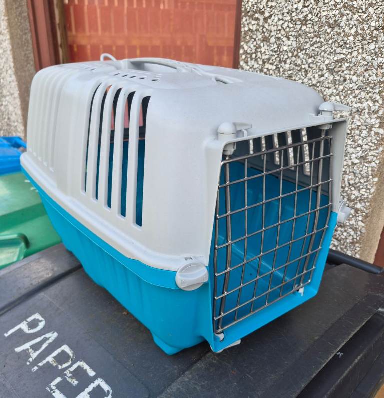 Cat carrier