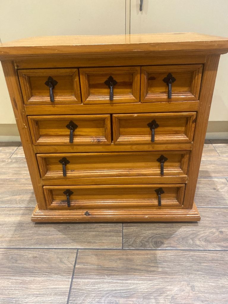 Small Wooden Chest of Drawers with Metal  Handles – Good Condition