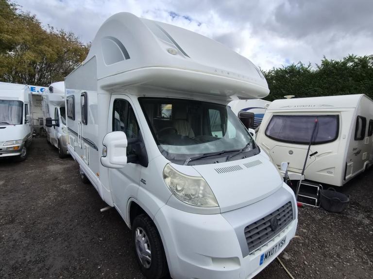 Bessacarr E425 Coachbuilt Motorhome 2007 [LYE]