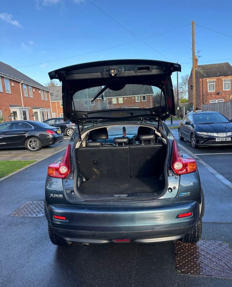 Nissan, JUKE, Hatchback, 2012, Manual, 1461 (cc), 5 doors