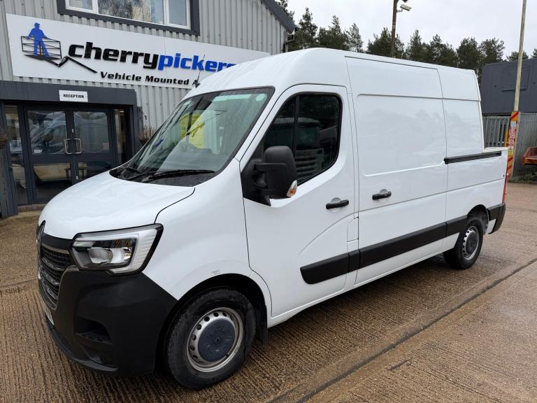 Renault Master Electric Van Camper, Catering, Coffee, Food Specialist Conversion