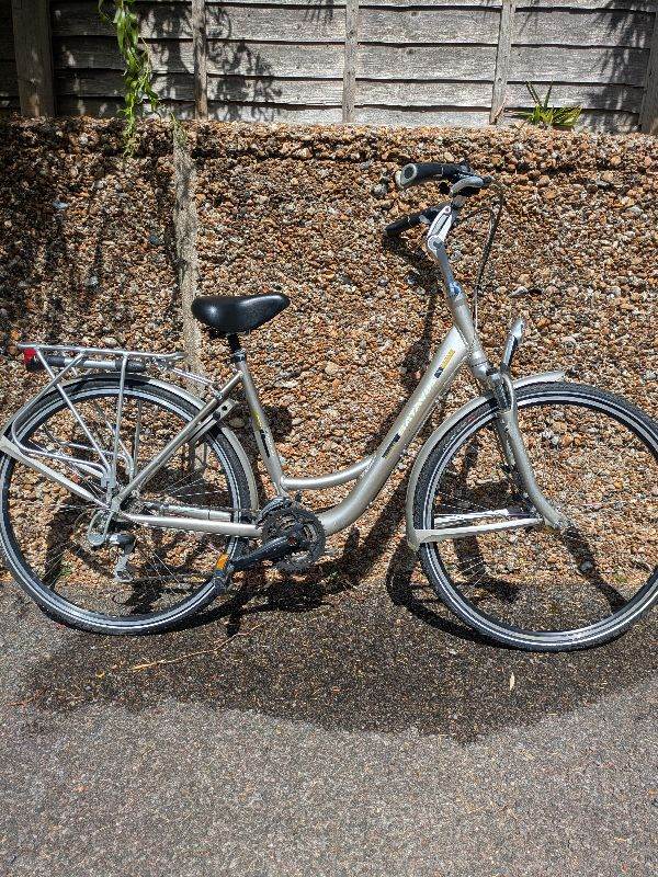 Batavus Compass Dutch Step-Through Bike-48 frame | Shimano Alivio | Fully Equipped Commuter