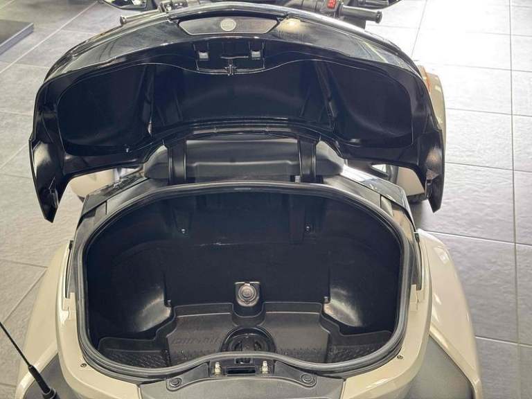 Can-Am Spyder RT 1330