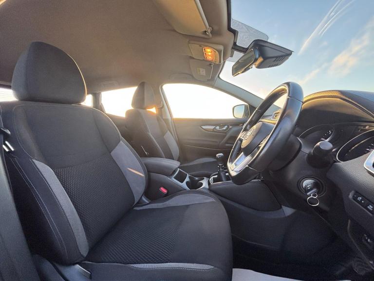 2017 Nissan Qashqai 1.5 dCi Acenta 5dr HATCHBACK DIESEL Manual