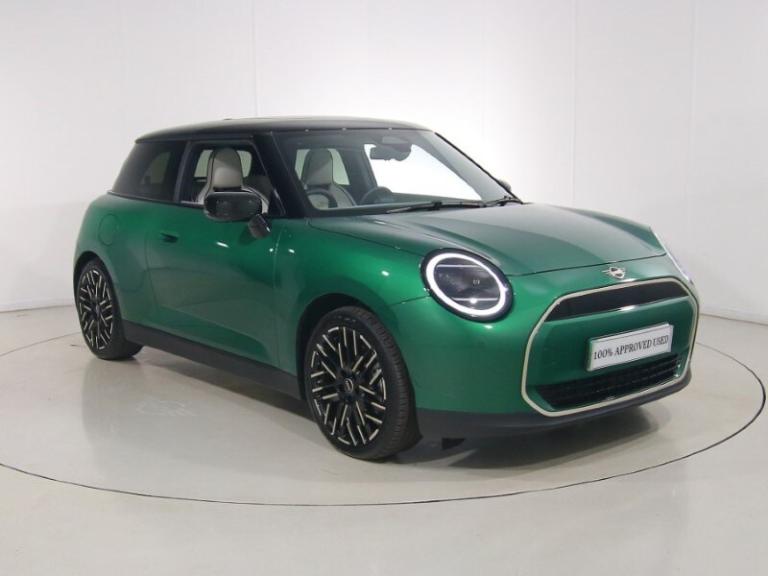 MINI COOPER 135kW E Exclusive 41kWh 3dr Auto