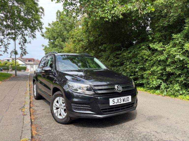 2013 Black Volkswagen Tiguan TDI Bluemotion.