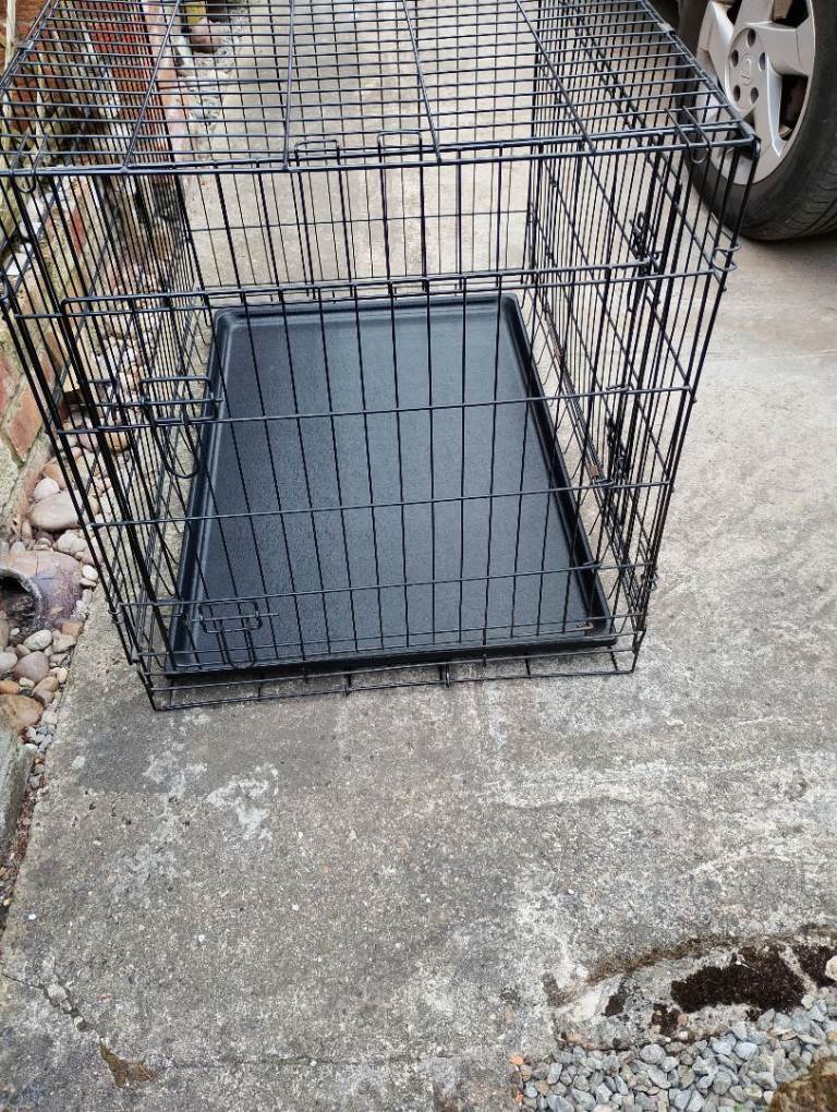 Medium Dog Crate.