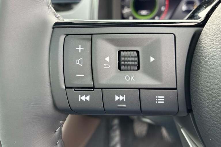 2025 Nissan Qashqai 1.3 DiG-T MH Tekna [Bose] 5dr Manual Hatchback Petrol Manual