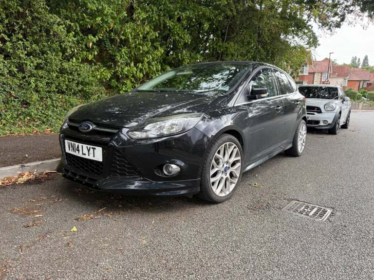 Ford Focus 1.0T EcoBoost Zetec S Euro 5 (s/s) 5dr Petrol Manual