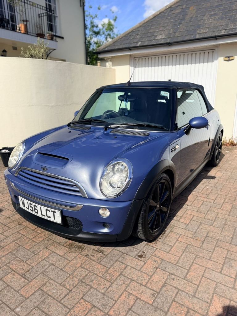 Mini, CONVERTIBLE, Convertible, 2006, Manual, 1598 (cc), 2 doors