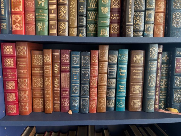 The Classics Collectible Leather Books, Multicoloured, Gold Finish