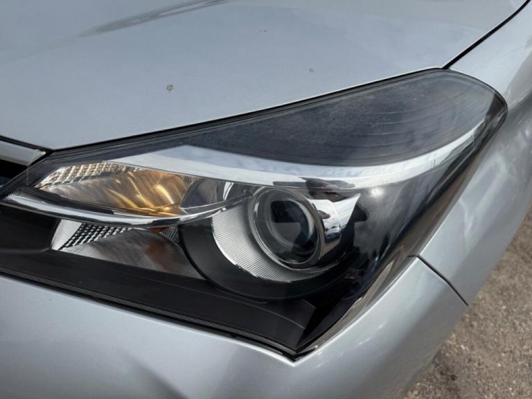  Toyota Yaris 1.33 VVT-i Icon 5dr - FTSH - AIR CON -ALLOYS - REAR CAMERA