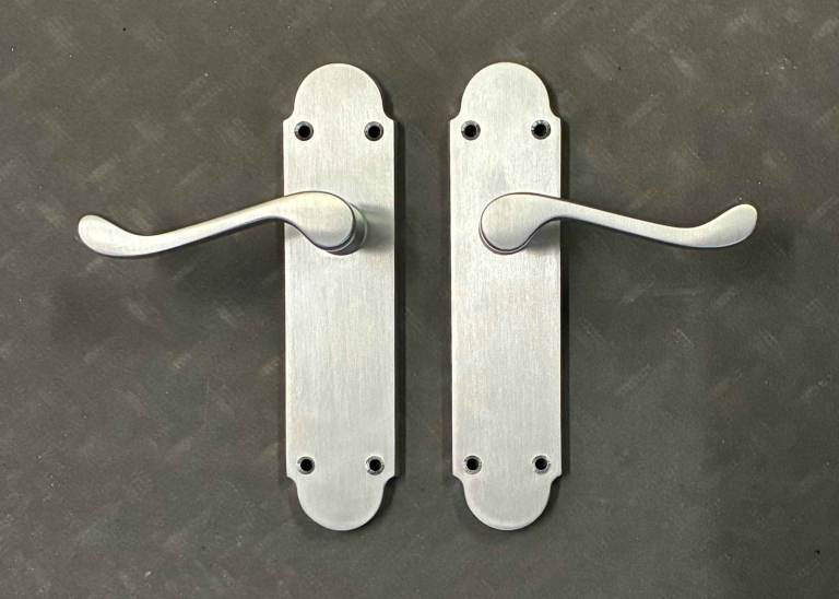 Door handle sets in Satin Chrome high quality from Carlisle Brass JOB LOT