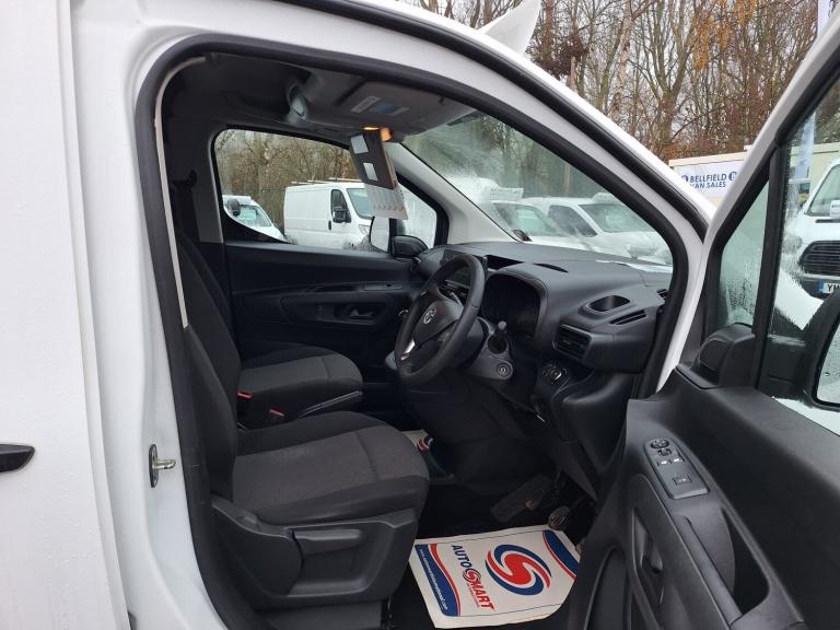 VAUXHALL COMBO 1.6 Turbo D 2300 Edition TWIN SIDE DOOR AIR CON White Manual Dies