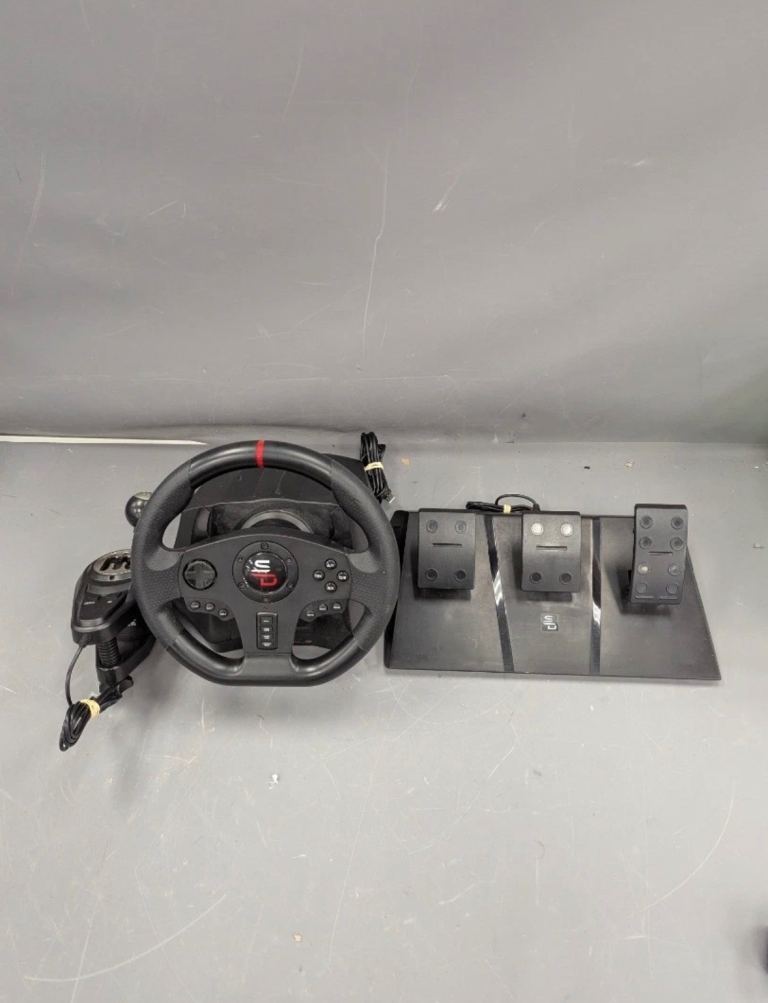 Subsonic Racing Wheel USB Wired for PC/PS4 w/ Pedals, Gear Shifter, Clamp.
