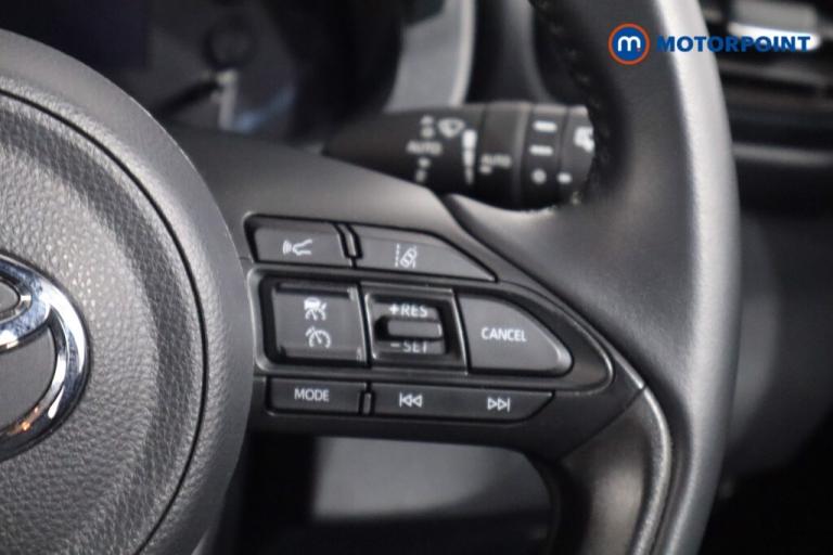 2023 Toyota Yaris Cross 1.5 Hybrid Design 5dr CVT Estate Hybrid Automatic