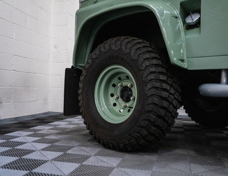 1990 Land Rover Defender 90 2.5 TD5 Pickup 2dr Diesel Manual (120 bhp) Diesel