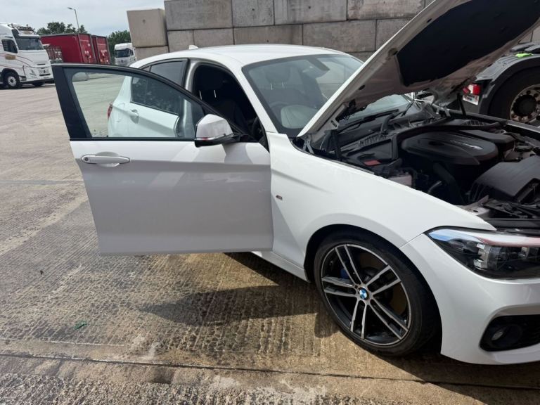 BMW, 1 SERIES, Hatchback, 2018, Manual, 1499 (cc), 5 doors