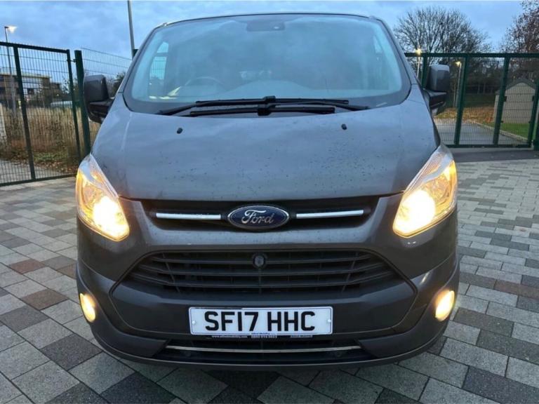 2017 Ford Tourneo Custom 2.0 TDCi 130ps Low Roof 8 Seater Titanium MPV Diesel Manual