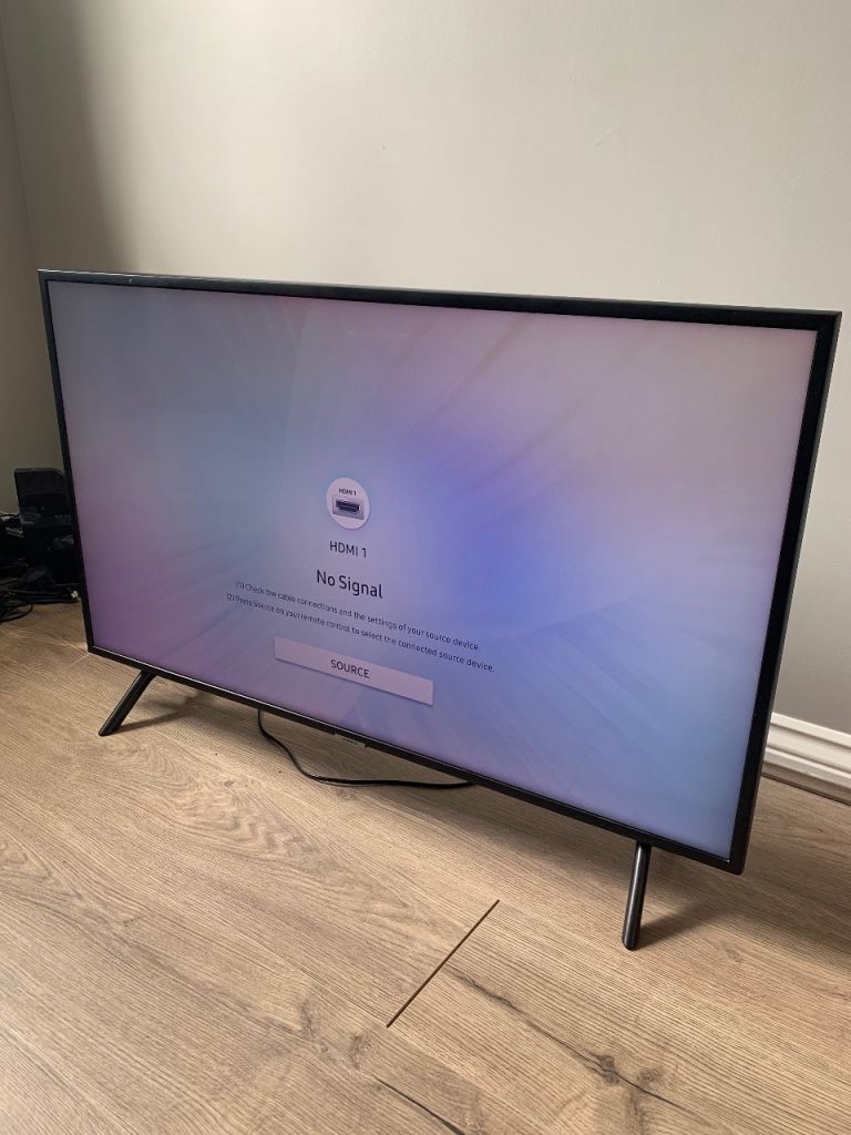 Samsung 40 inch TV Model UE40NU7122KXXH