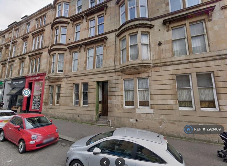 4 bedroom flat in Park Road, Glasgow, G4 (4 bed) (#2921409)