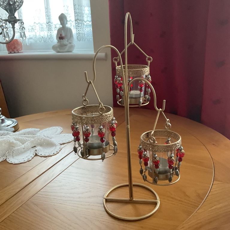 3 Arm hanging basket candle holder