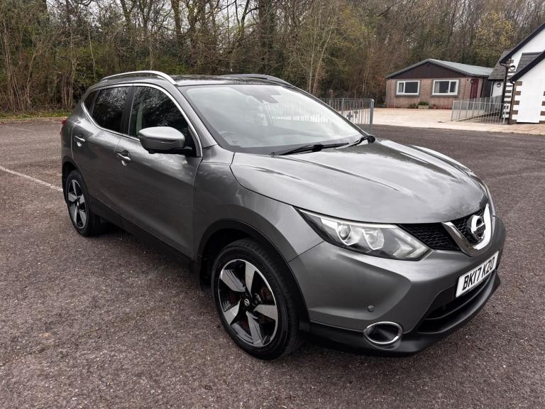 2017 Nissan Qashqai 1.2 DiG-T N-Connecta 5dr HATCHBACK Petrol Manual